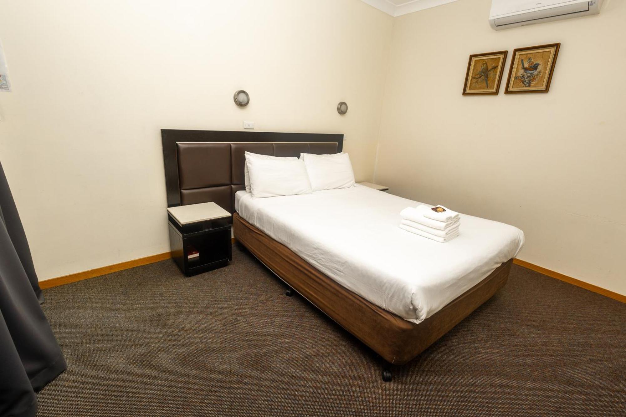 Gosford Inn Motel Ngoại thất bức ảnh