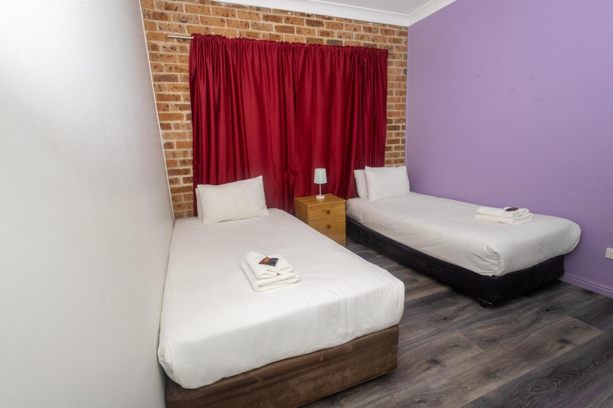 Gosford Inn Motel Ngoại thất bức ảnh
