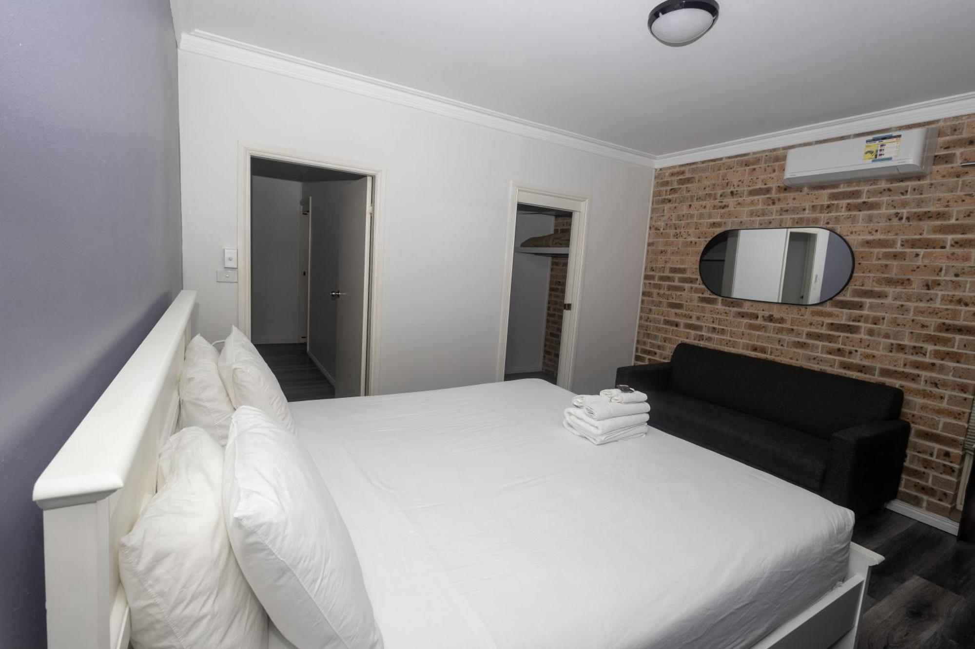 Gosford Inn Motel Ngoại thất bức ảnh